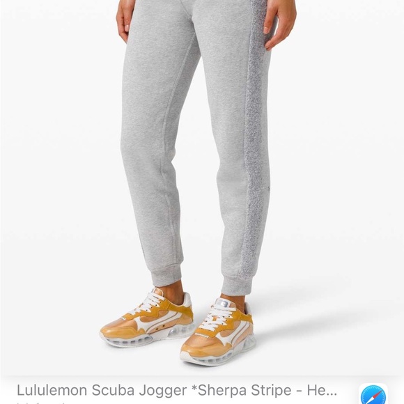 lululemon athletica Pants - Lululemon Women’s Grey Scuba Jogger Sherpa Stripe